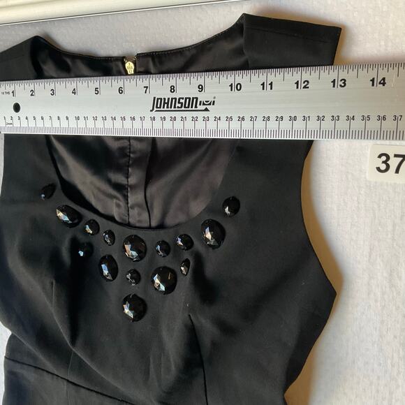 Express Design Studio Women Dress size 2 Sleeveless Knee Length Formal Black - Picture 2 of 9
